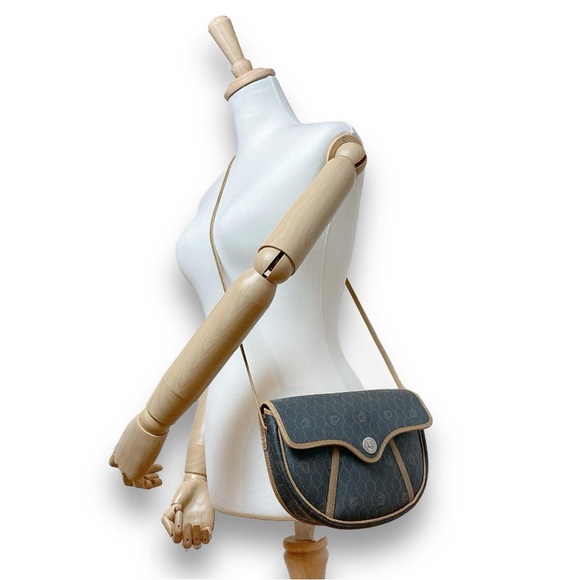 Dior Leather Shoulder Bag - Picture 8 of 8